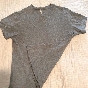 Lululemon tee